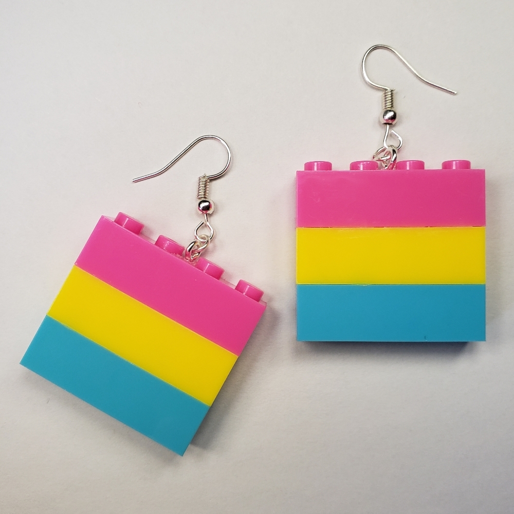 🏳️‍🌈Pride Lego Earrings🏳️‍🌈